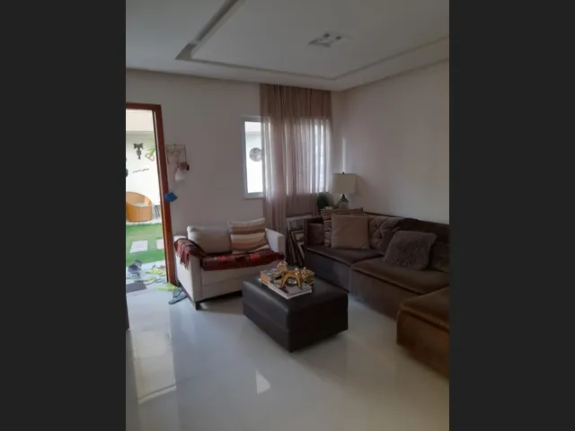 Imagem: Vendo Linda Casa 4/4 Sendo 3 Suites