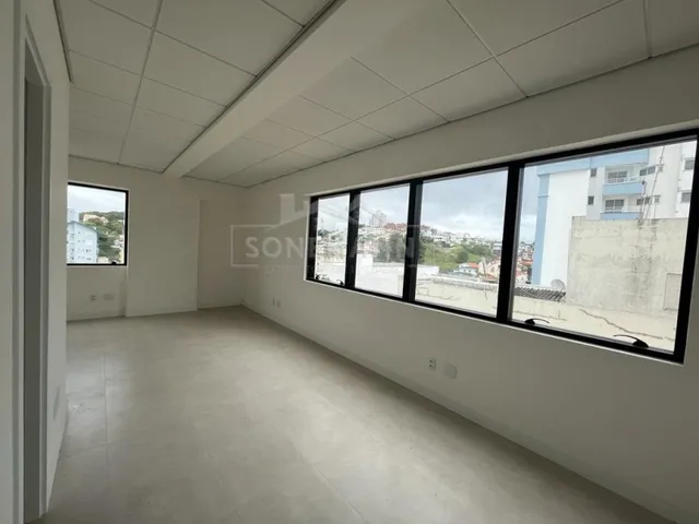 Imagem 4: Sala Comercial Estreito