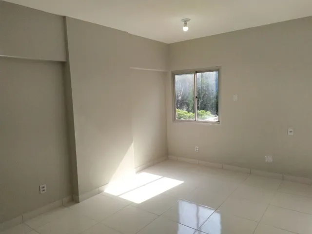 Imagem 9: Excelente Sala Comercial no Ed. Tropical