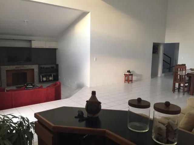 Imagem 2: Casa Sobrado com 5 Dormitórios em Garanhuns - Pe