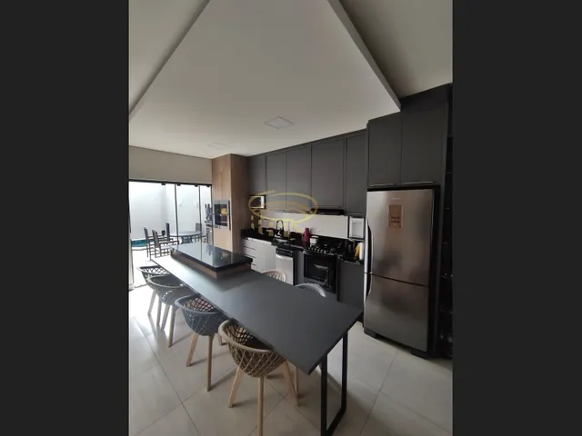 Imagem 6: Casa Semimobiliada no Jardim Araucária em Maringá - Pr