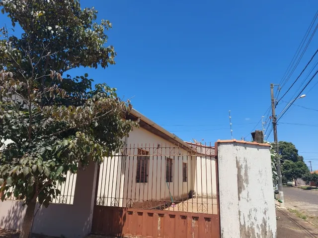 Imagem 4: Casa com Sobrado e Ponto Comercial