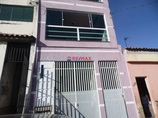 Imagem 1: Casa com 3 Dormitórios À Venda no Bairro Bom Pastor