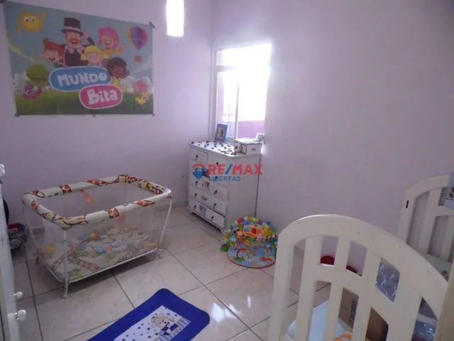 Imagem 6: Casa com 3 Dormitórios À Venda no Bairro Bom Pastor