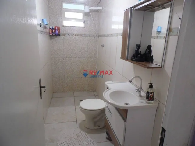 Imagem 2: Casa com 3 Dormitórios À Venda no Bairro Bom Pastor
