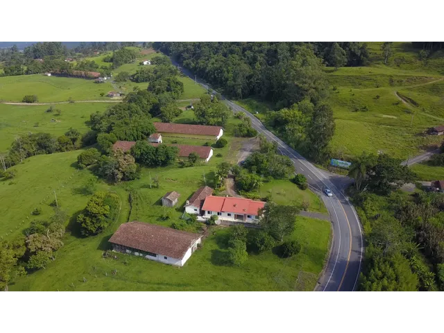 Imagem: Granja para 14.000 Frangos Taió - Sc