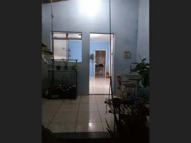 Imagem: A casa possui 2 Dormitórios, 1 Banheiro, Acomodam 10
