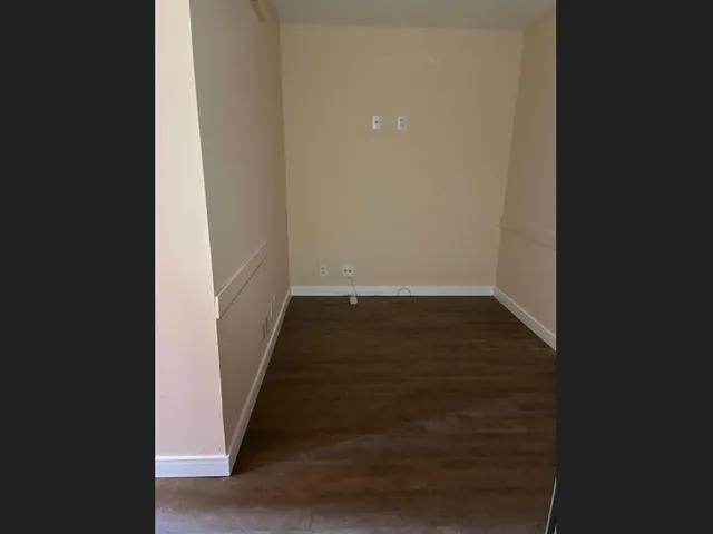 Imagem 12: Belissíma Sala Comercial no Ed. Metropolitan