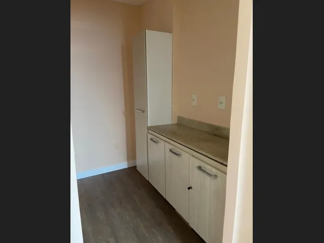 Imagem 9: Belissíma Sala Comercial no Ed. Metropolitan