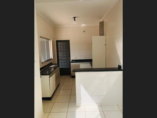 Imagem 9: Vendo, Casa com Piscina. Ceito Propostas