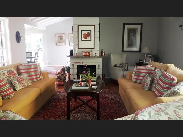 Imagem 7: Casa com 3 Dormitórios À Venda, 540 M² por R$ 1.750.000,00 - Nogueira - Petrópolis/Rj