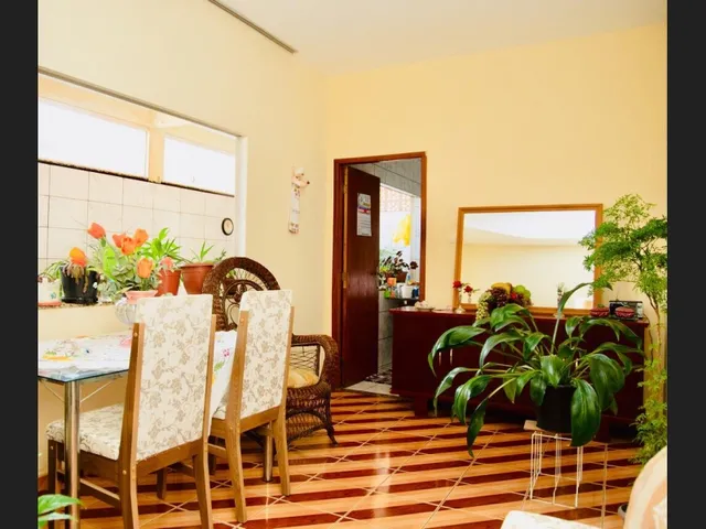 Imagem: O apartamento possui 3 Dormitórios, 1 Suíte, 2 Banheiros,