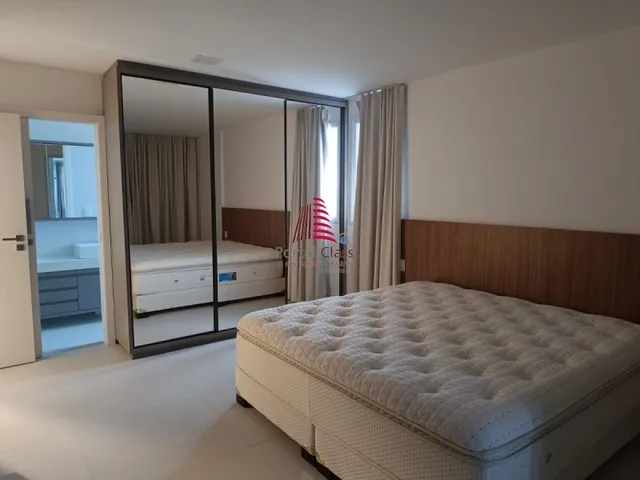 Imagem 16: Cód.: 1-369 Apt Luxuoso C/Moveis Embutidos C/ 217,62 M², Ed.mansão the View, por R$ 1,5