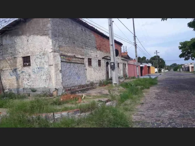 Imagem 2: Ee 081 - Terreno Rua Assis Veloso - Egledson
