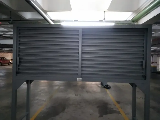 Imagem: Garagem la Belle Maison Personalisee - Águas