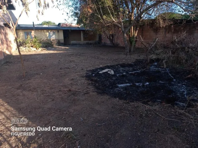 Imagem: Lote com Casa 2 Quartos no Jardim Brasília