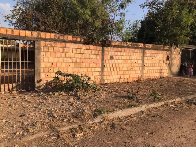 Imagem 2: Lote com Casa 2 Quartos no Jardim Brasília Sul, Luziânia - Go