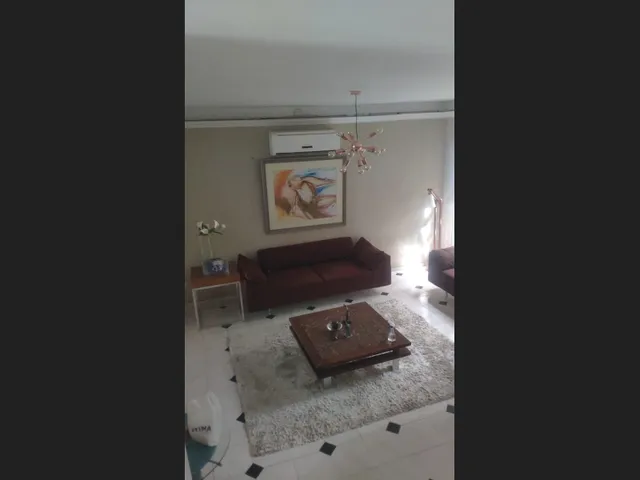 Imagem: Casa Comercial com 5 Quartos