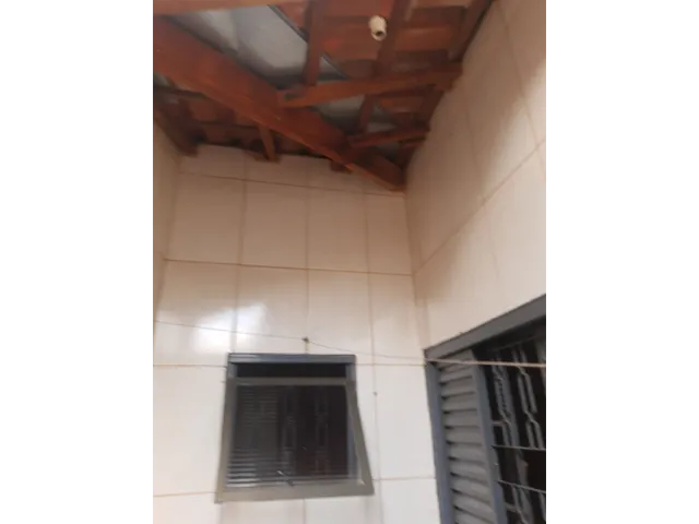 Imagem: Alugo 2 Comodos Quarto com Banheiro e Cozinha