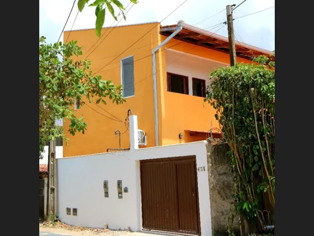 Imagem: Casa Laranja da Praia