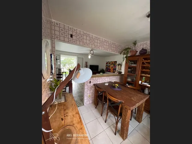 Imagem 7: Casa Térrea a Poucos Metros do Mar no Capri