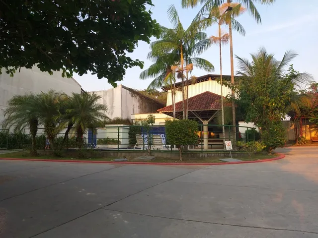 Imagem 12: Semimobiliada - Casa - 3 Quartos - Cond Fechado - Parque das Laranjeiras - Flores
