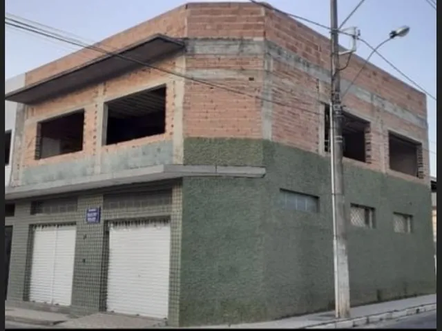 Imagem 1: Imóvel de Esquina em Construção