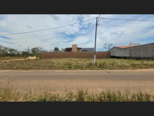 Imagem: 2 Terrenos. Área 960 M2 1 de Esquina Parque