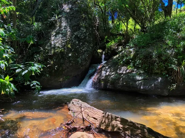 Imagem 2: Sítio com Casa, Cachoeira e Nascente em Aiuruoca-Mg
