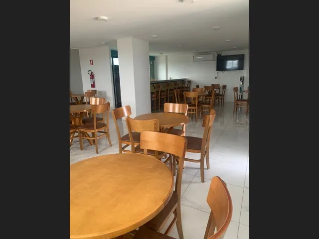 Imagem 3: Quarto e Sala Mobiliado no Farol com 34M²