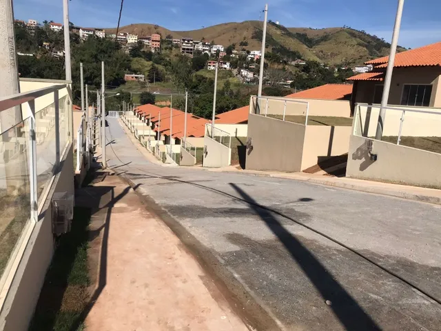 Imagem: A casa em condomínio possui 2 Dormitórios, 1 Banheiro,