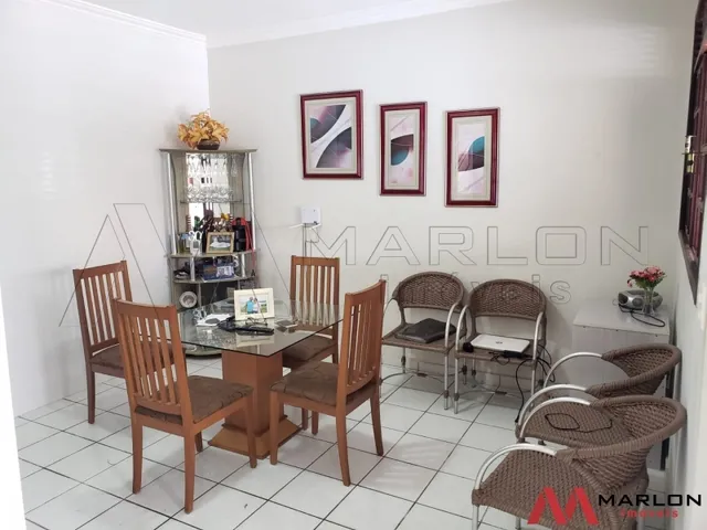 Imagem 11: Casa no Condomínio Karina, 3 Quartos, Sendo 2 Suítes, Varanda, Quintal. 160M²