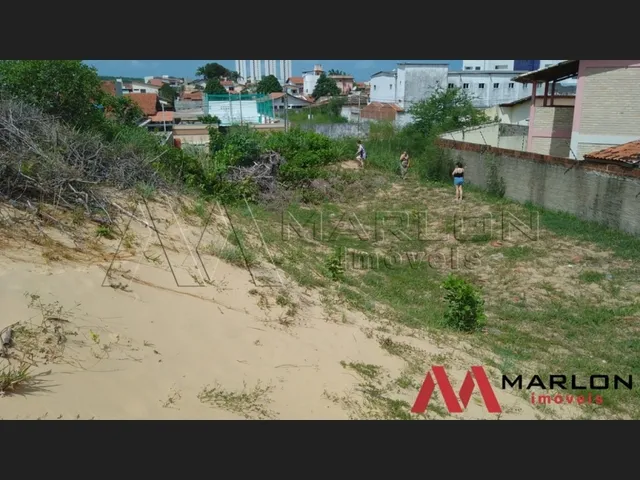Imagem 6: Terreno em Capim Macio, Transporte Próximo. 900M²