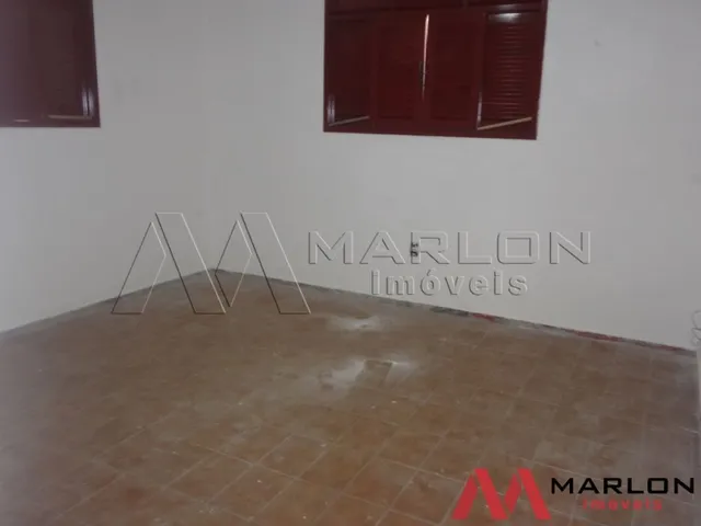 Imagem 7: Ótima Casa em Lagoa Nova, 5 Wcs, 8 Salas, Recepção, Varanda. 300M²