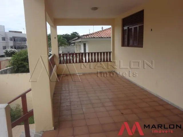 Imagem 4: Ótima Casa em Lagoa Nova, 5 Wcs, 8 Salas, Recepção, Varanda. 300M²