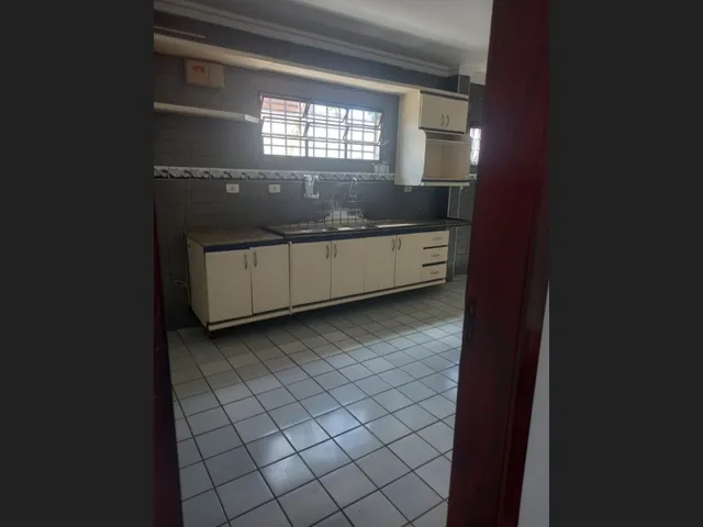 Imagem 2: Alugo - Casa Bairro São Cristóvão - com 3 Suítes