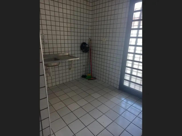 Imagem 15: Alugo - Casa Bairro São Cristóvão - com 3 Suítes