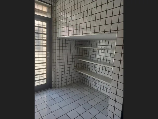 Imagem 6: Alugo - Casa Bairro São Cristóvão - com 3 Suítes
