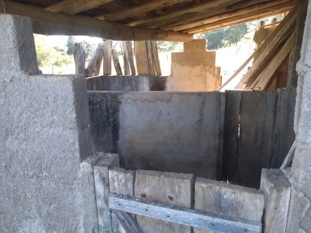 Imagem 6: Chácara a Venda no Sul de Minas Gerais com 5850M² com Casa de Laje e Piso Água de Mina