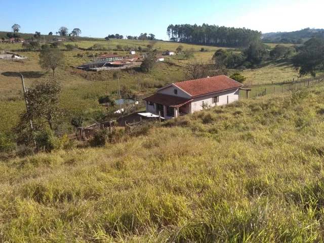 Imagem 11: Chácara a Venda no Sul de Minas Gerais com 5850M² com Casa de Laje e Piso Água de Mina