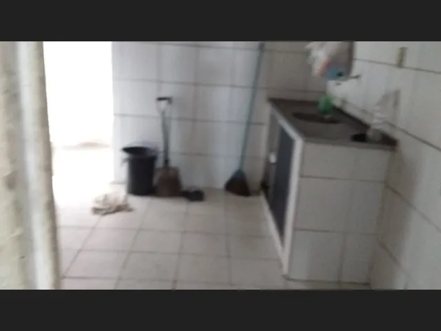 Imagem: A casa possui 3 Dormitórios, 2 Banheiros, Acomodam 4