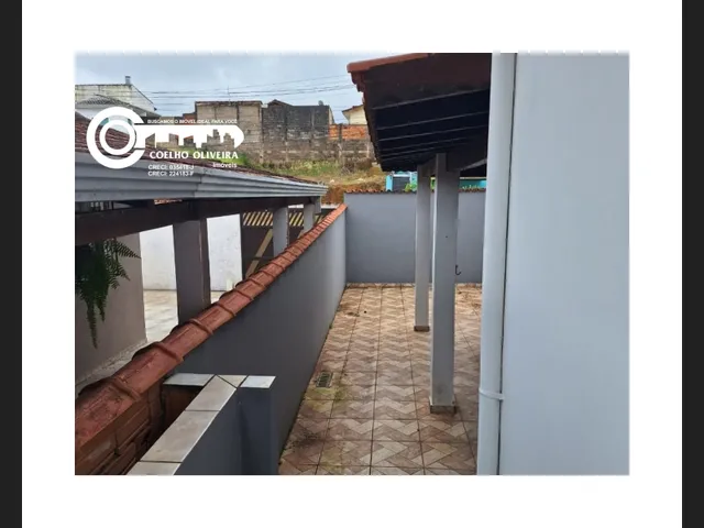Imagem 4: Casa À Venda. 200m² de Área Privada, 4 Vagas na garageme2...