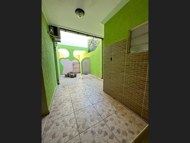Imagem 9: Sobrado Financiável À Venda Localizada no Bairro Dom Bosco. R$700.000,00 Documentos Em