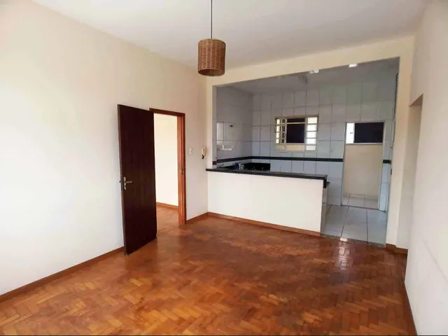 Imagem: O apartamento possui 3 Dormitórios, 1 Suíte, 2 Banheiros,