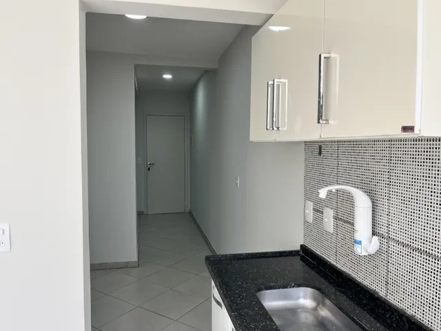 Imagem 2: Quarto/Sala Ótima Localização Maria Ortiz