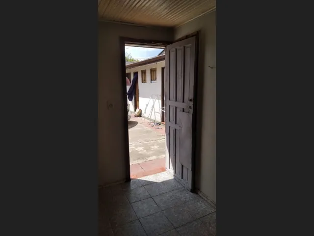 Imagem 4: Aluga-Se Quarto Simples (Com Banheiro
