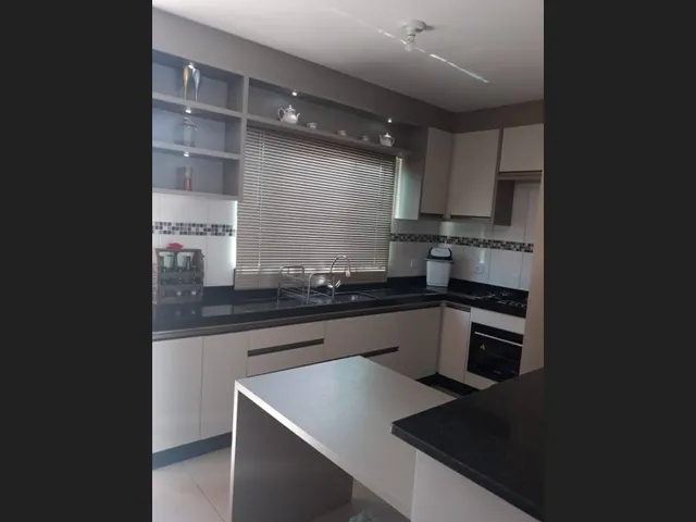 Imagem 8: Casas com 2 Dormitorios e Excelente Padrao de Acabamento e Localização