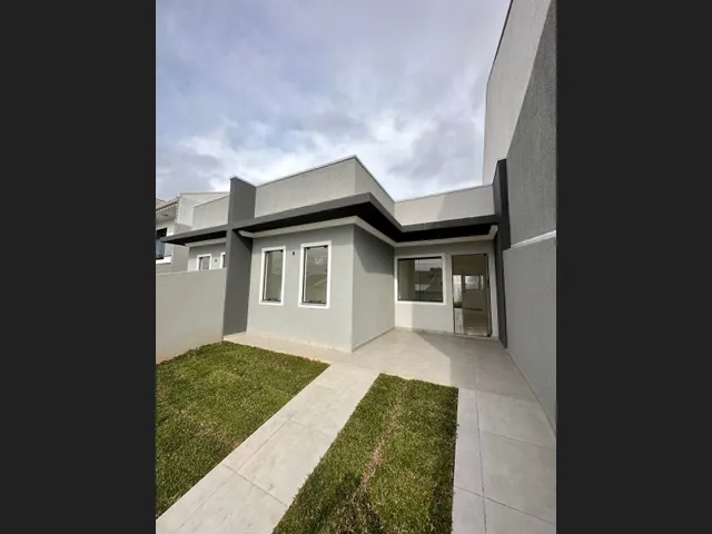 Imagem: Casas com 3 Dormitorios e Excelente Padrao