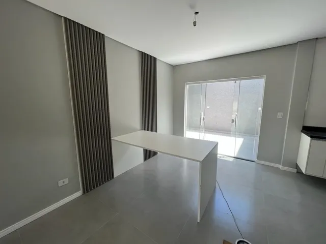 Imagem 12: Casa com Suite e Excelente Padrao de Acabamento e Localizacao