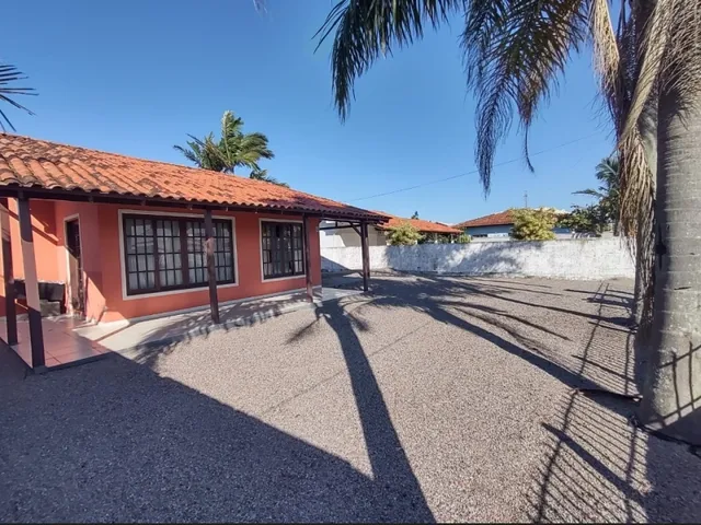 Imagem: Casa À Venda na Praia da Pinheira, Palhoça/Sc